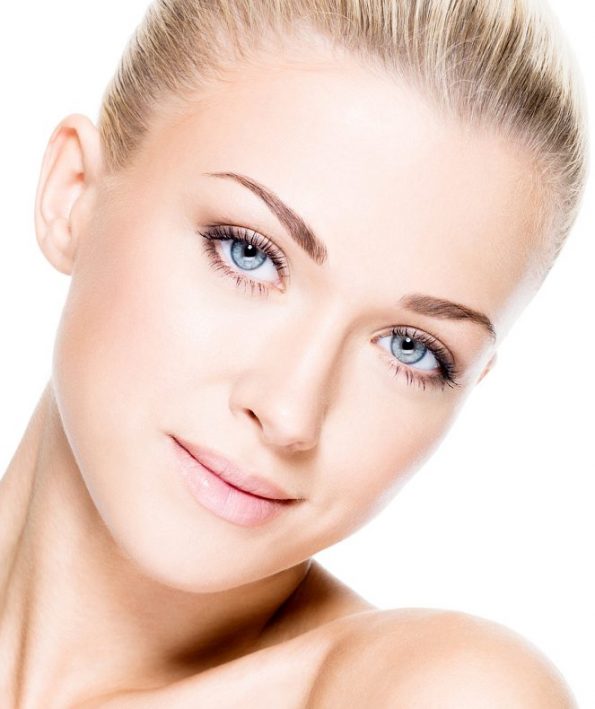 Skin care with cold home fumigator مراقب پوست با دستگاه بخور سرد خانگی