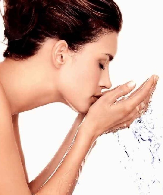 معرفی چند نوع از پاک کننده های صورت