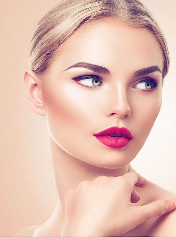 New products and collections from 2020 and Christmas from the brand CLINIQUE5 محصولات جدید برند کلینیک
