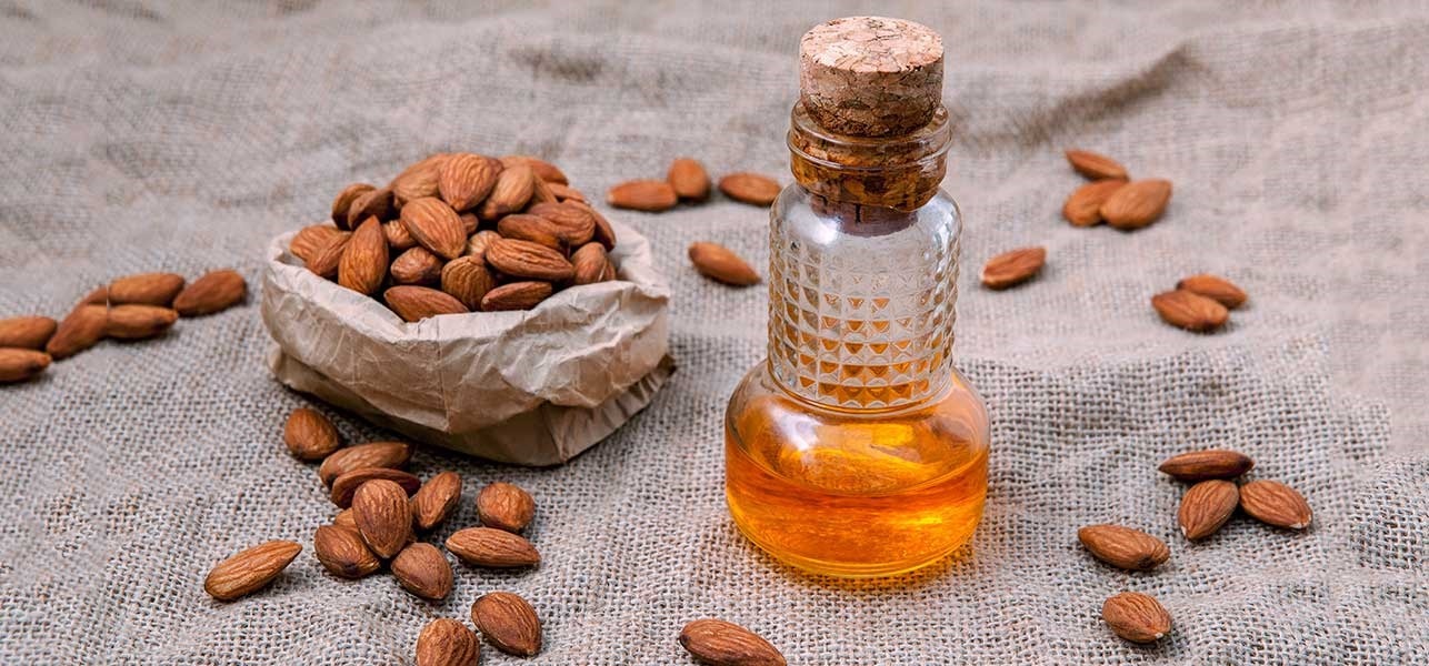 رفع اگزما با روغن بادام