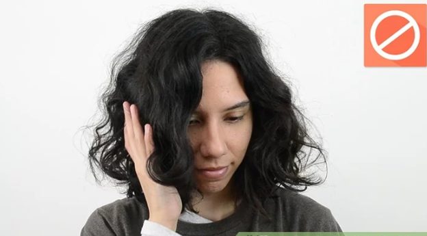 خشک کردن موی فر با سری سشوار