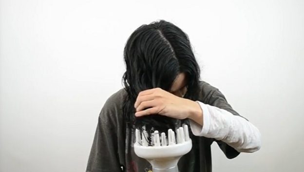 خشک کردن موی فر با سری سشوار