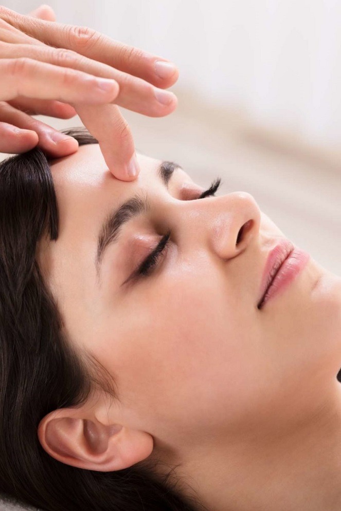 طب سوزنی برای سر درد و میگرن