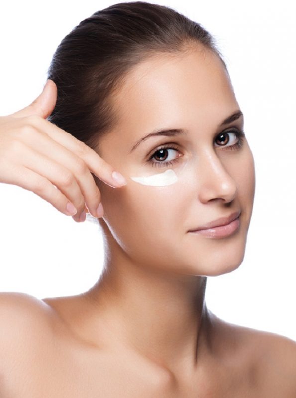 How to use Clarence eye contour نحوه بکاربردن کانتور چشم کلارنس