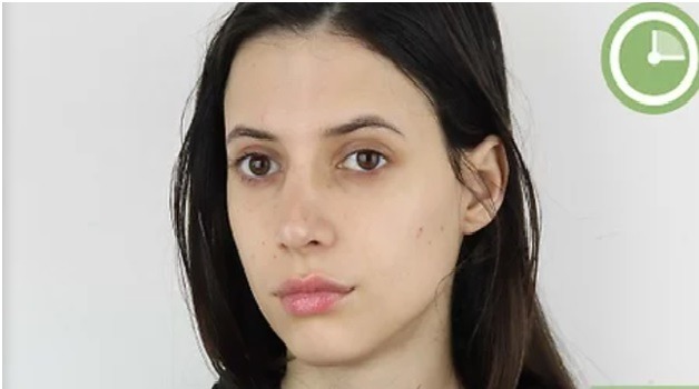 چگونه آرایش خود را پاک کنید