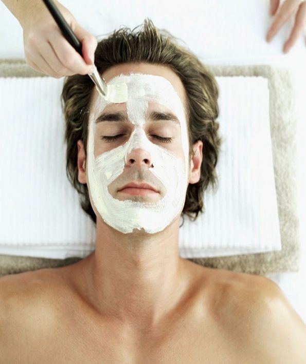 5 دلیل پاکسازی صورت در آقایان