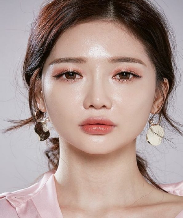 Honey skin trend 111 ترند پوست عسلی
