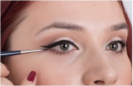 نحوه آرایش چشم برای پوست روشن
