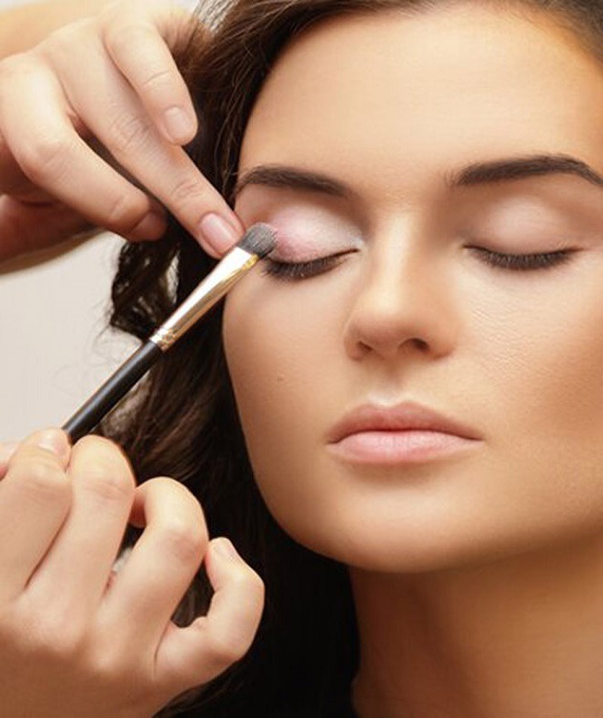 راه های افزایش پیگمنت سایه چشم
