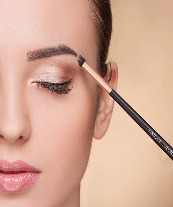 چگونه آرایش ساده ای داشته باشید