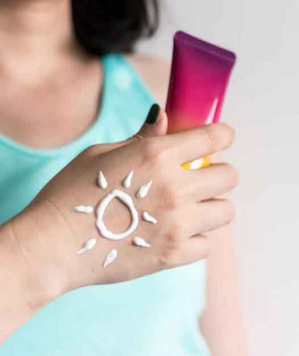 هر چیزی که باید درباره ضد آفتاب ها بدانید