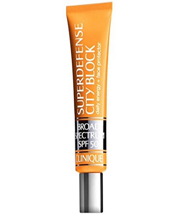 Sunscreen and wrinkle removal with F50 Clinic 111 ضد آفتاب و رفع چروک با اس. پی. اف 50 کیلینیک