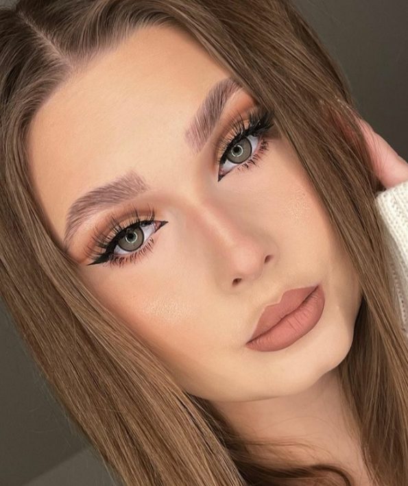 آرایش ساده با محصولات میبلین