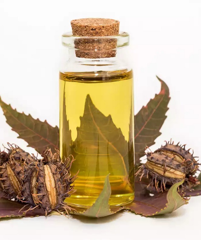 فواید استفاده از روغن کرچک برای پوست