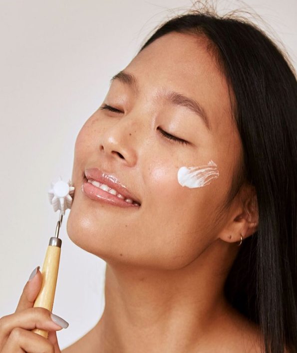 Everything-about-oily-skin-care-routine 12 همه چیز راجع به روتین مراقبت از پوست چرب