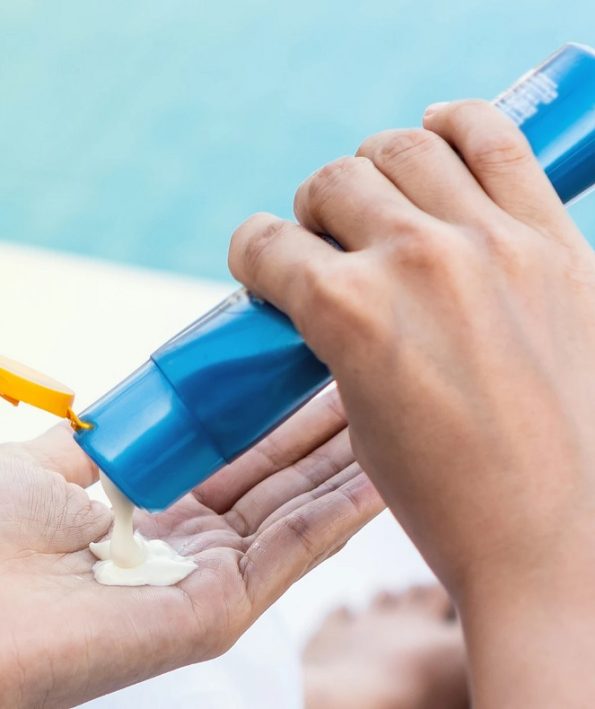 All about sunscreen expiration 3 همه چیز راجع به انقضای ضد آفتاب