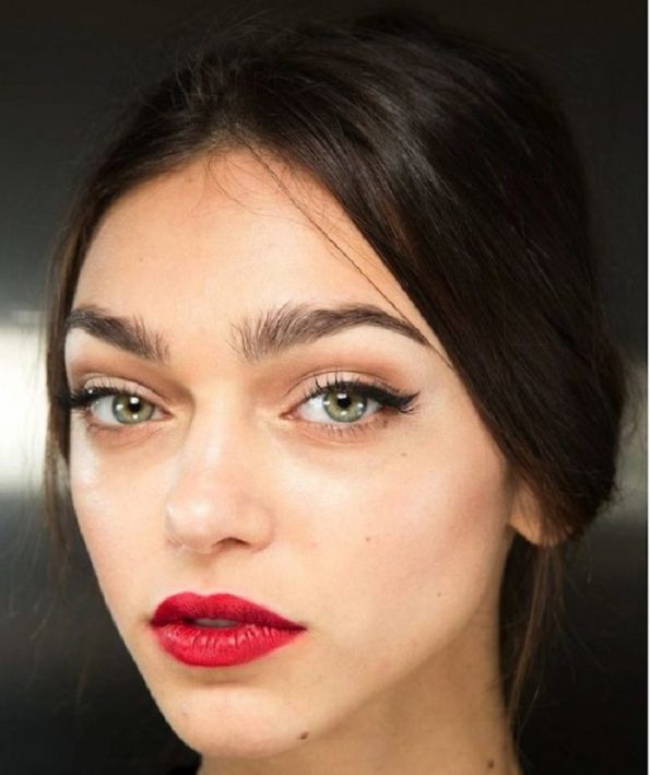MAC liquid eyeliner آثار و نتایج استرس روی پوست