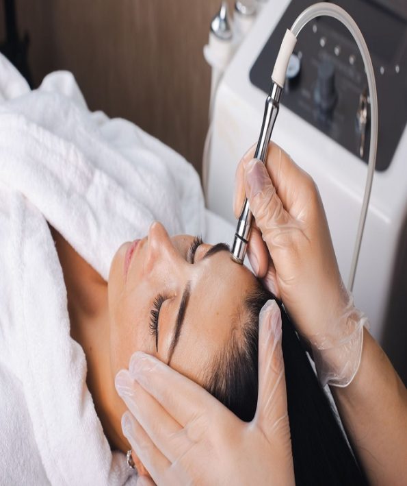 شرایط استفاده از میکرودرم ابریژن بعد از اسید سالیسیلیک