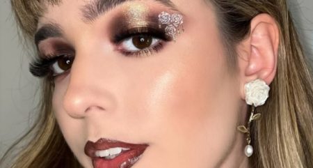 بهترین انتخاب رژلب برای سایه چشم های طلایی 