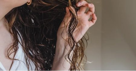 نرم کننده بدون نیاز به شستشو چه کاری برای موهای شما می کند 