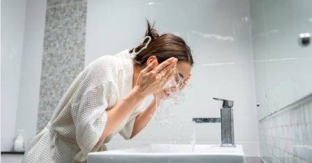 چرا نباید روتین مراقبت از پوست خود را تغییر بدهید